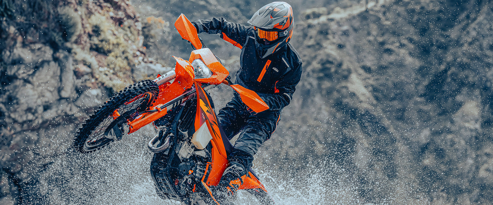 Guía Principiante: Motos 250cc Modelos y Variantes KTM  ¿Cuál es la mejor opción para ti según tu nicho de pilotaje?